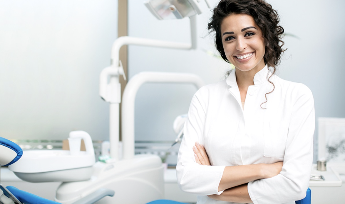 哪個國家/地區每 10 萬人擁有最多的牙醫？